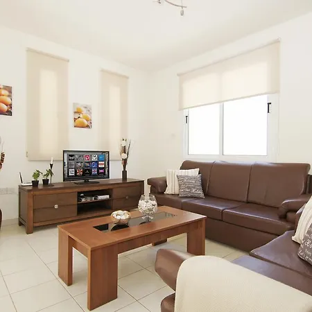 Dafna Villa Protaras